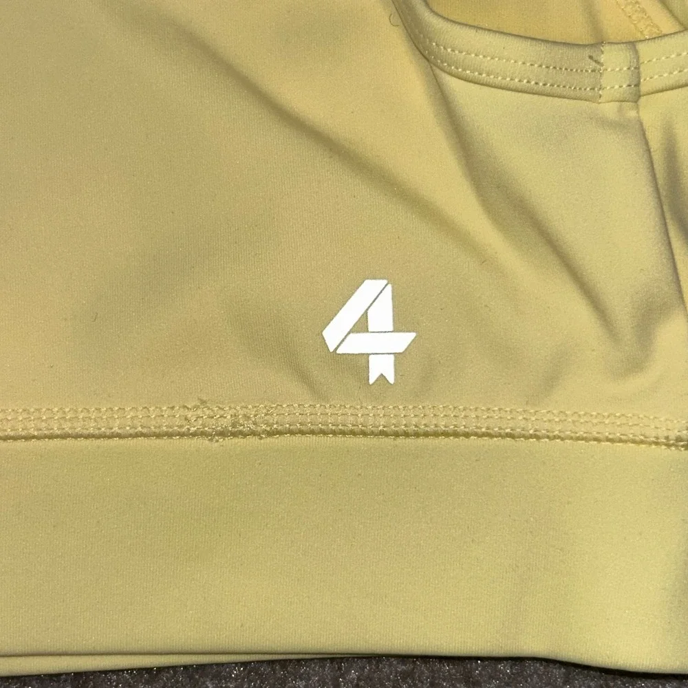 Fourlaps Solo Sports Bra Womens Small‎ Yellow Nylon Stretch One Shoulder Yoga